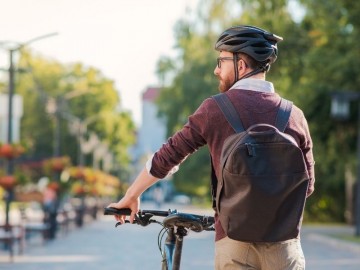 Mobilità sostenibile in azienda: cosa possono fare le imprese per supportare i dipendenti?